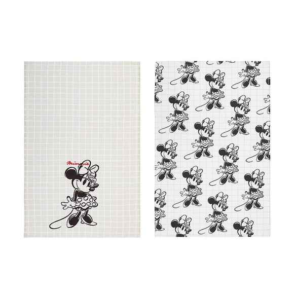 040 NWT Minnie Mouse Towels - Picture 1 of 1